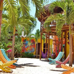 Tribu Isla Holbox